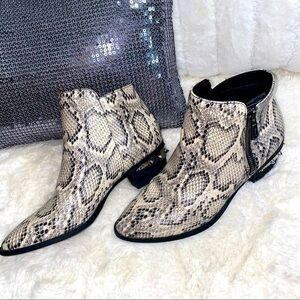 Circus by Sam Edelman snake print Booties